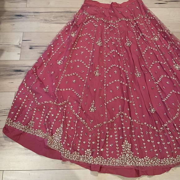 Women’s Indian 3 Piece Pink with Metali Sequin Top & Pants w Matching Wrap-Large - Picture 4 of 15